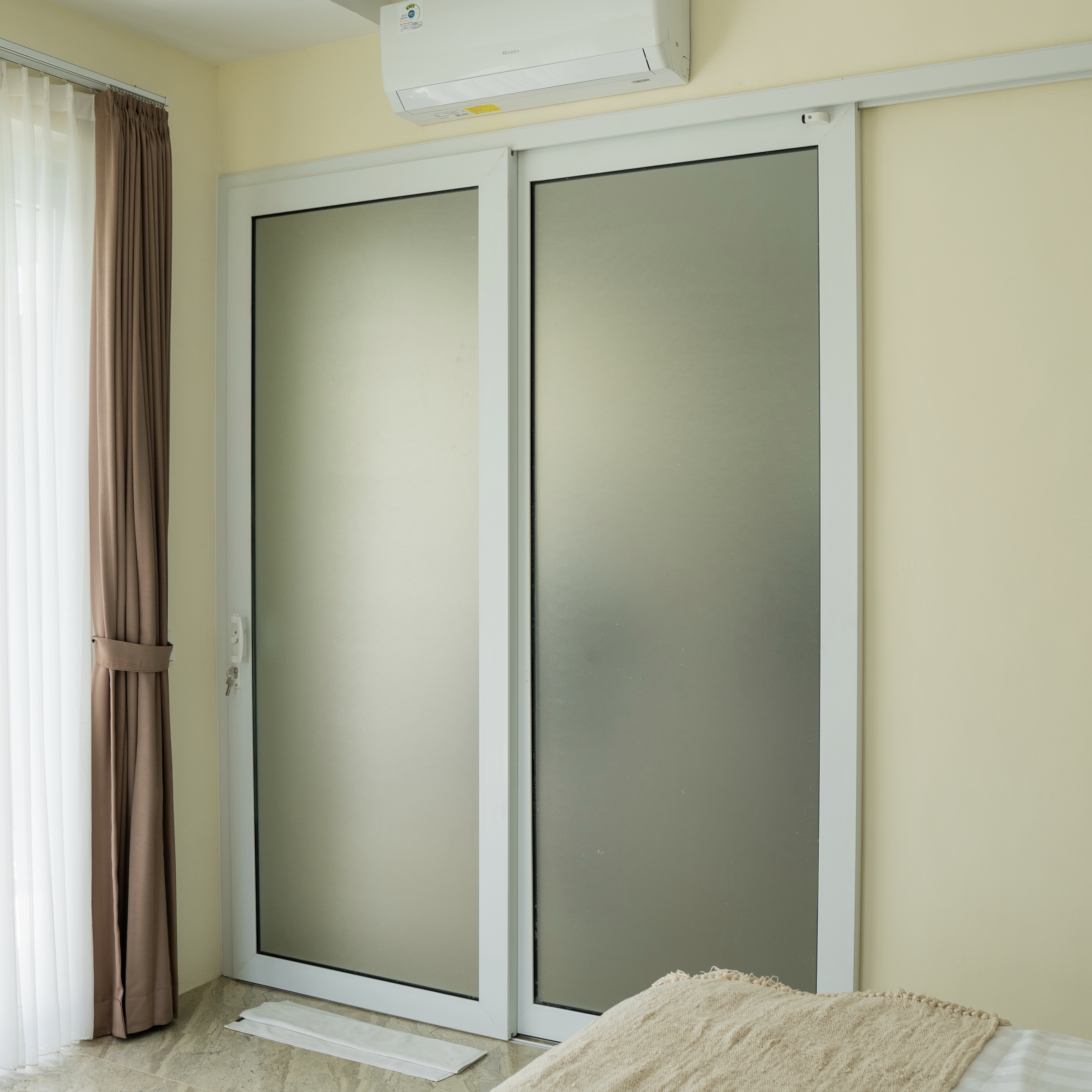 Pintu Geser Sliding Door UPVC Surabaya (Windoor1)